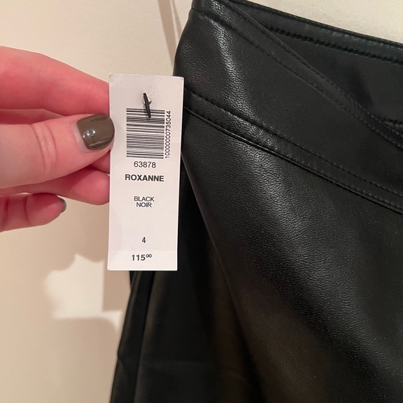 Wilfred free ROXANNE mini faux leather skirt. - Picture 3 of 4